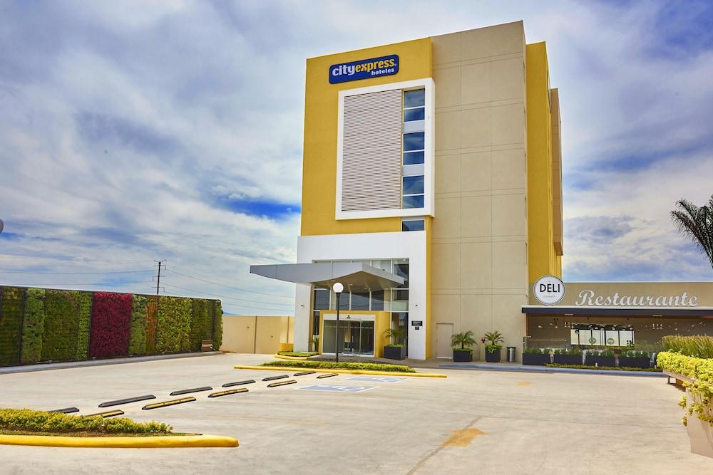 City Express By Marriott Guadalajara Aeropuerto Las Pintas Exteriér fotografie